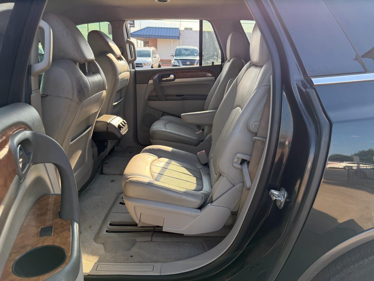 Buick Enclave AWD 4dr Leather 2012