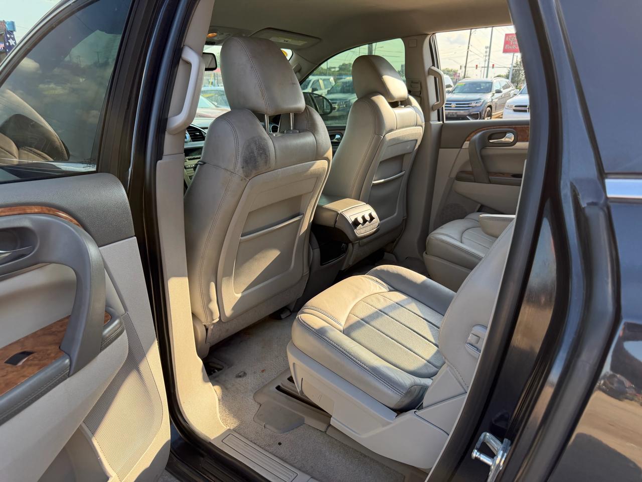 Buick Enclave AWD 4dr Leather 2012