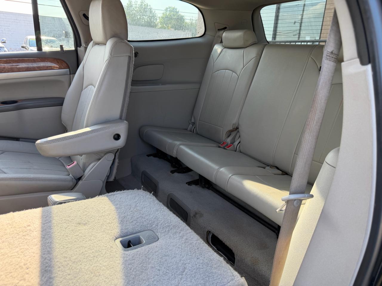 Buick Enclave AWD 4dr Leather 2012