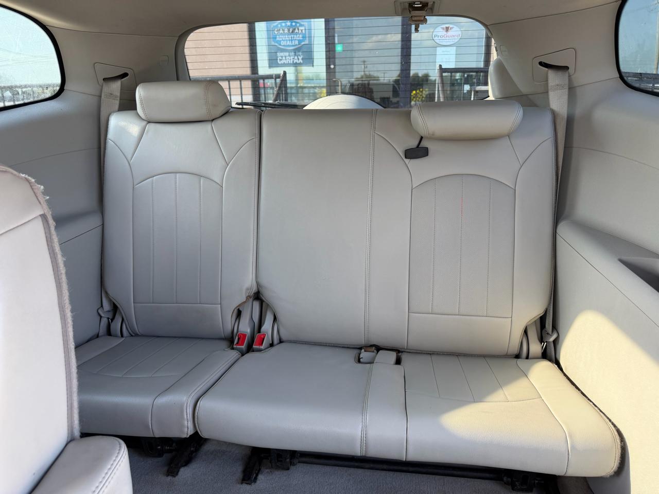 Buick Enclave AWD 4dr Leather 2012