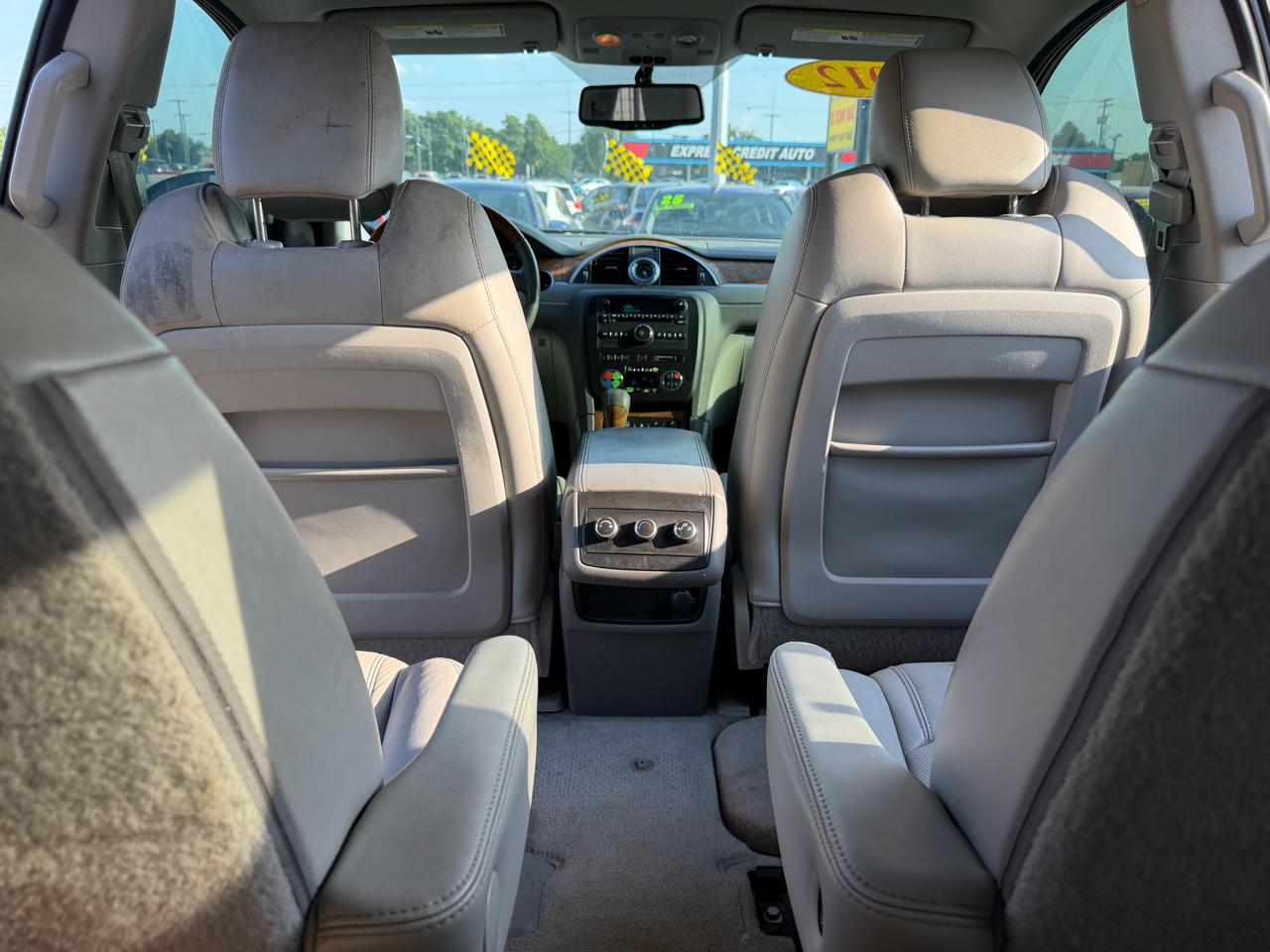 Buick Enclave AWD 4dr Leather 2012