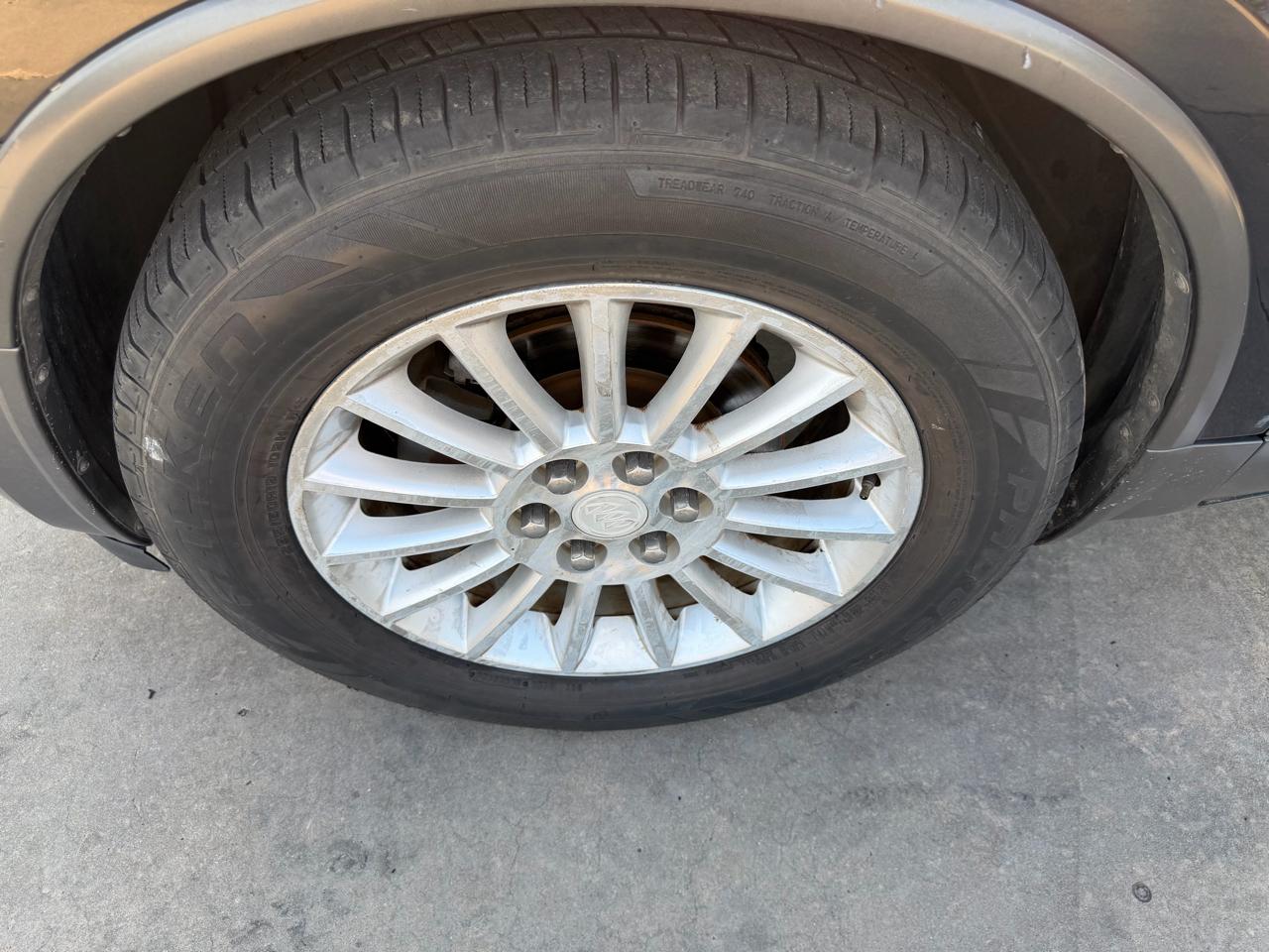 Buick Enclave AWD 4dr Leather 2012