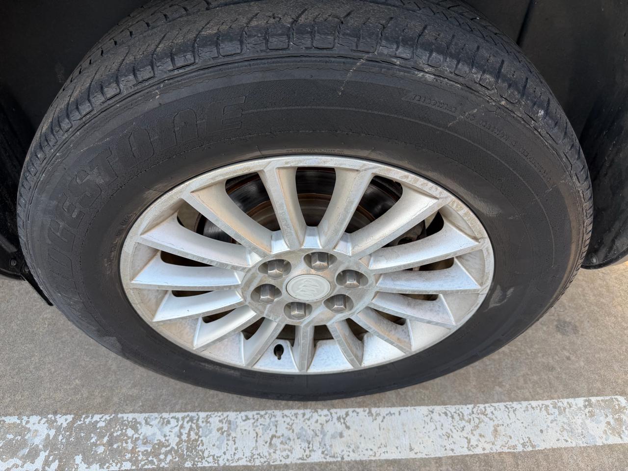 Buick Enclave AWD 4dr Leather 2012