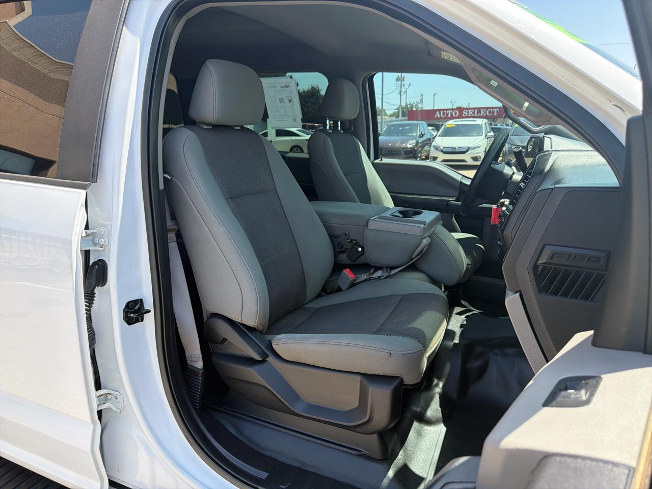 Ford F-150 4WD SuperCrew 145" XL 2018