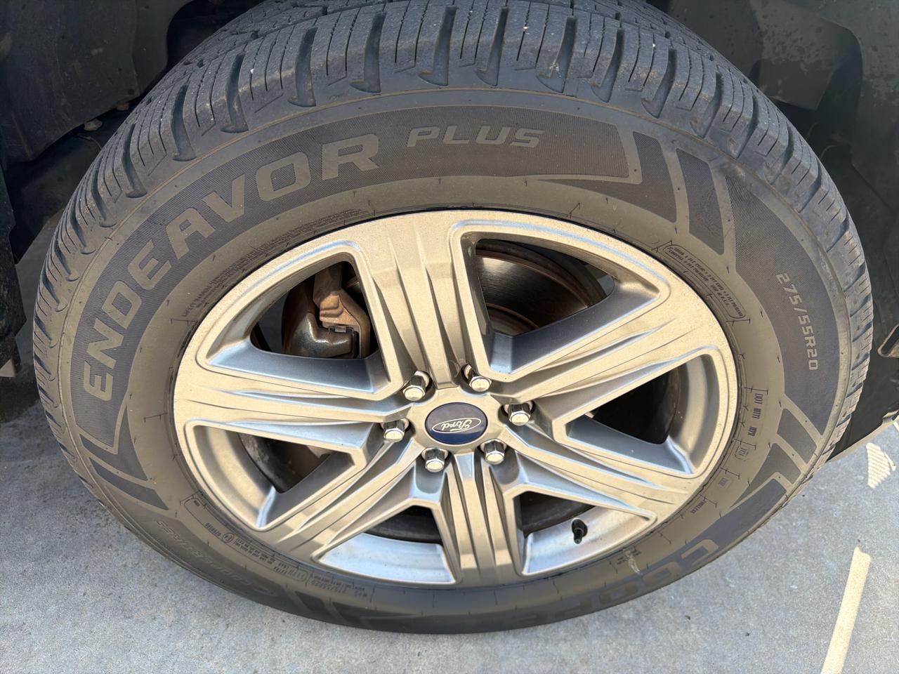 Ford F-150 4WD SuperCrew 145" XL 2018