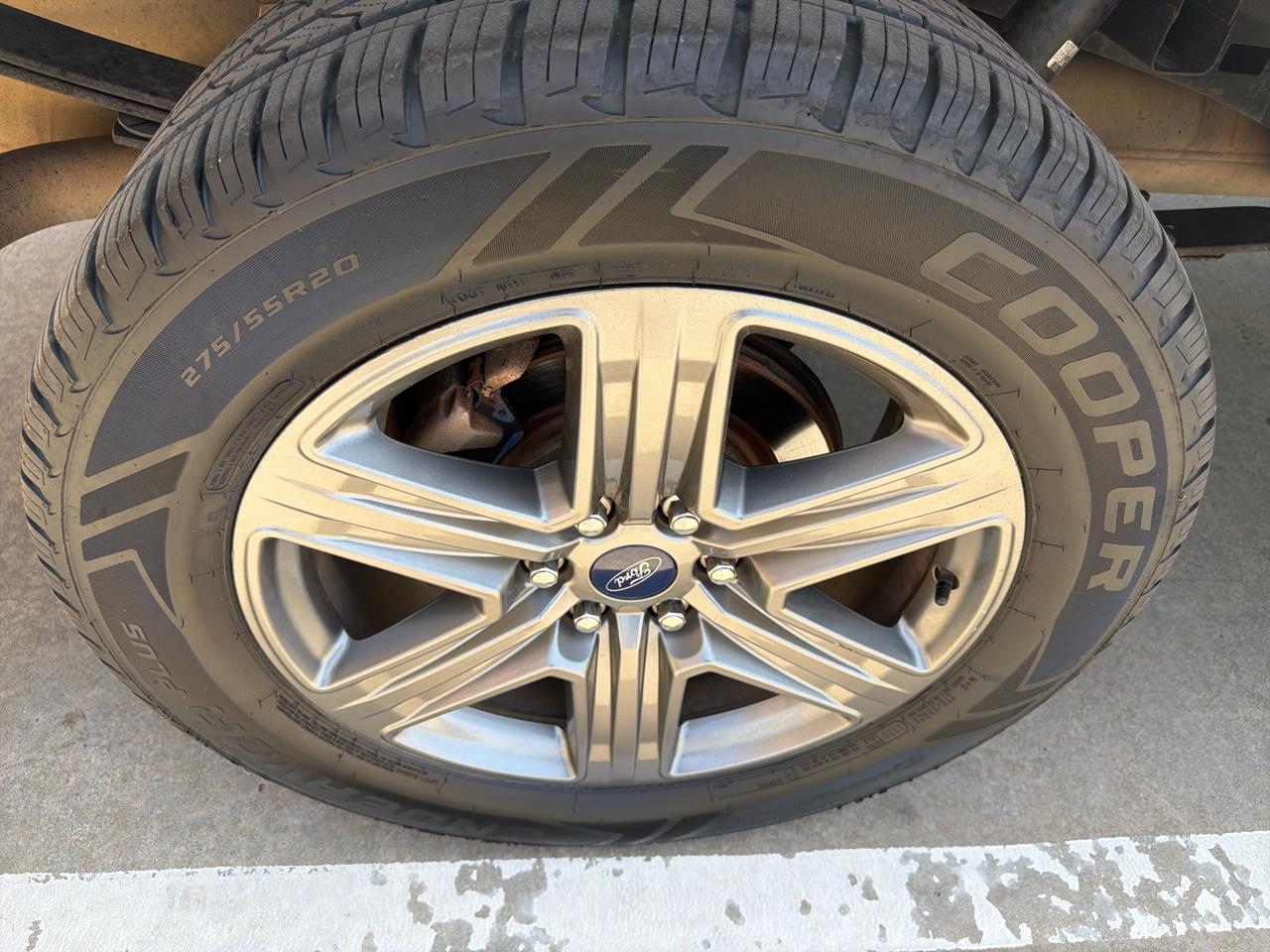 Ford F-150 4WD SuperCrew 145" XL 2018
