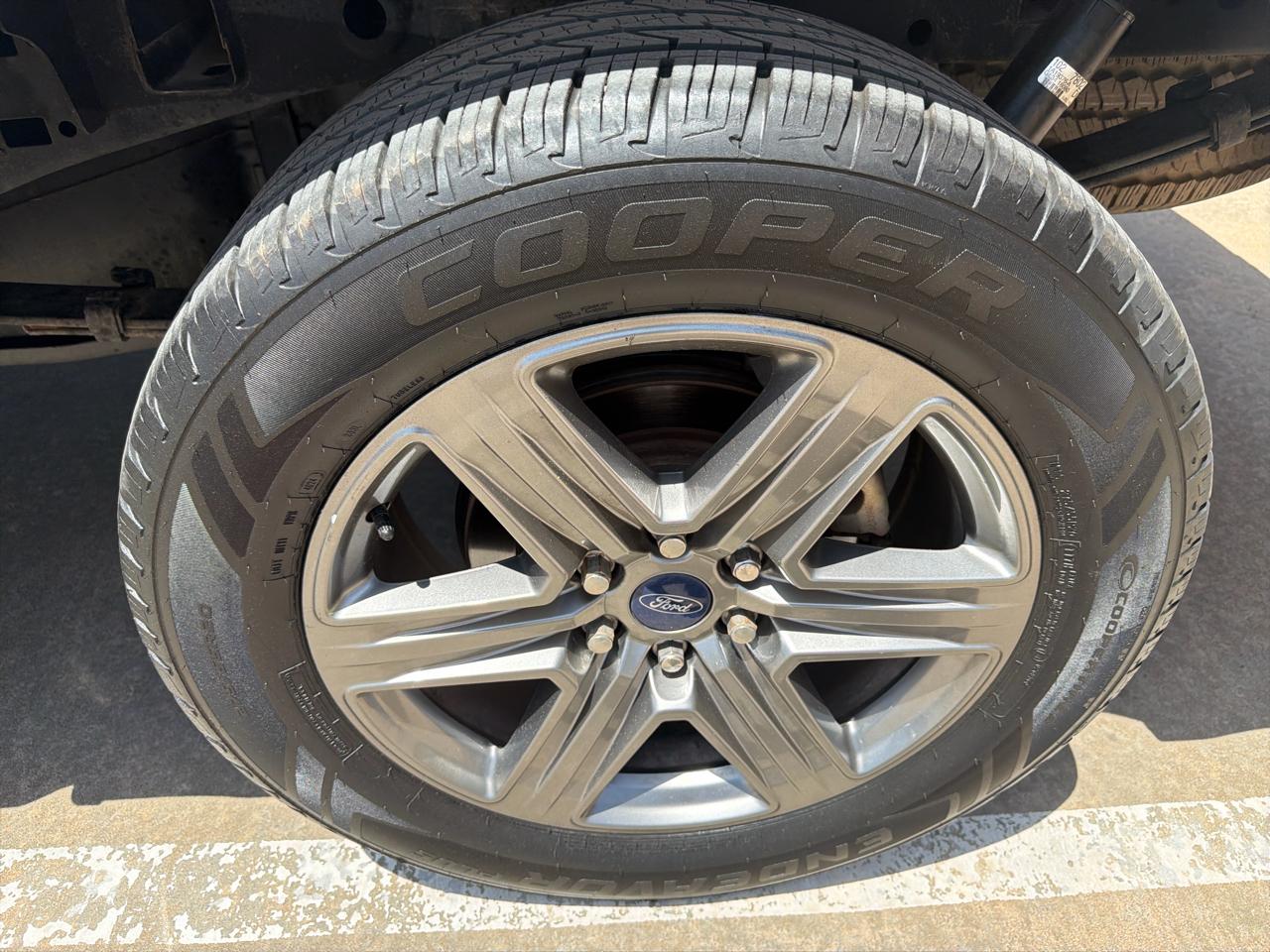 Ford F-150 4WD SuperCrew 145" XL 2018