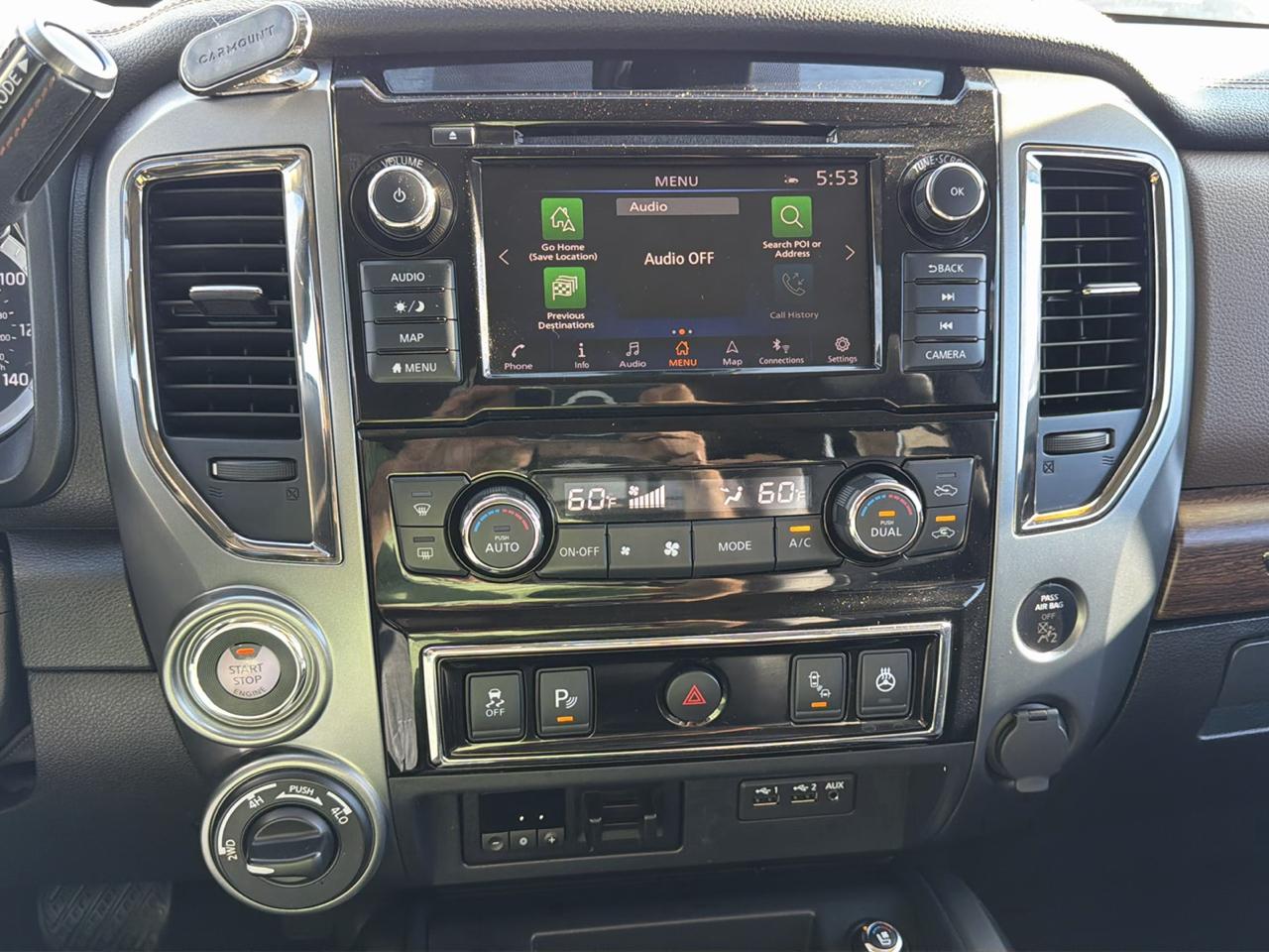 Nissan Titan 4x4 Crew Cab Platinum Reserve 2019