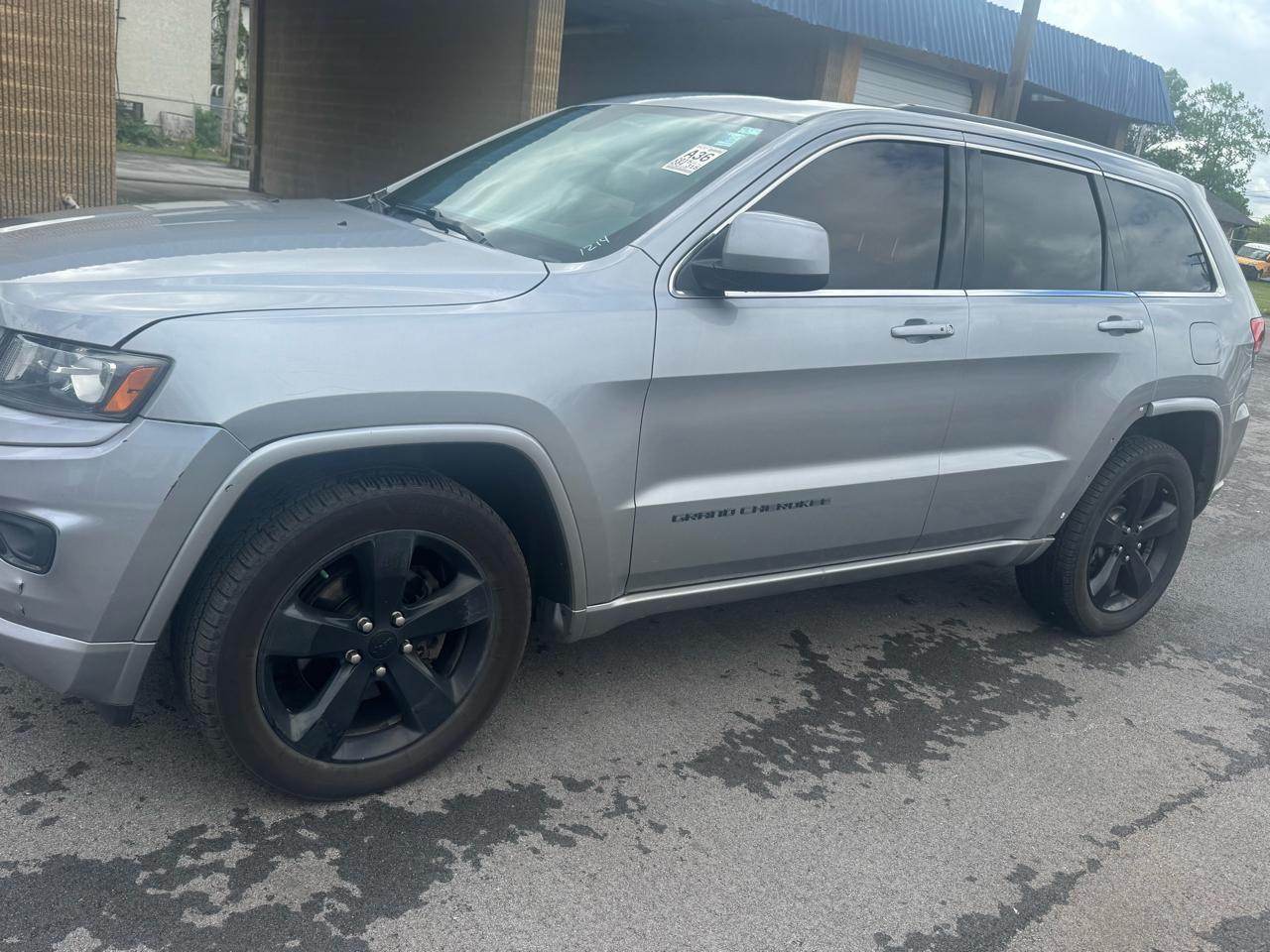 Jeep Grand Cherokee Laredo 4WD 2015
