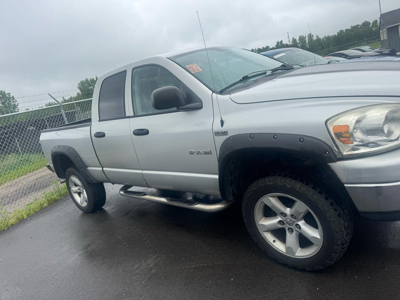 Dodge Ram 1500 SXT Quad Cab Long Bed 4WD 2008