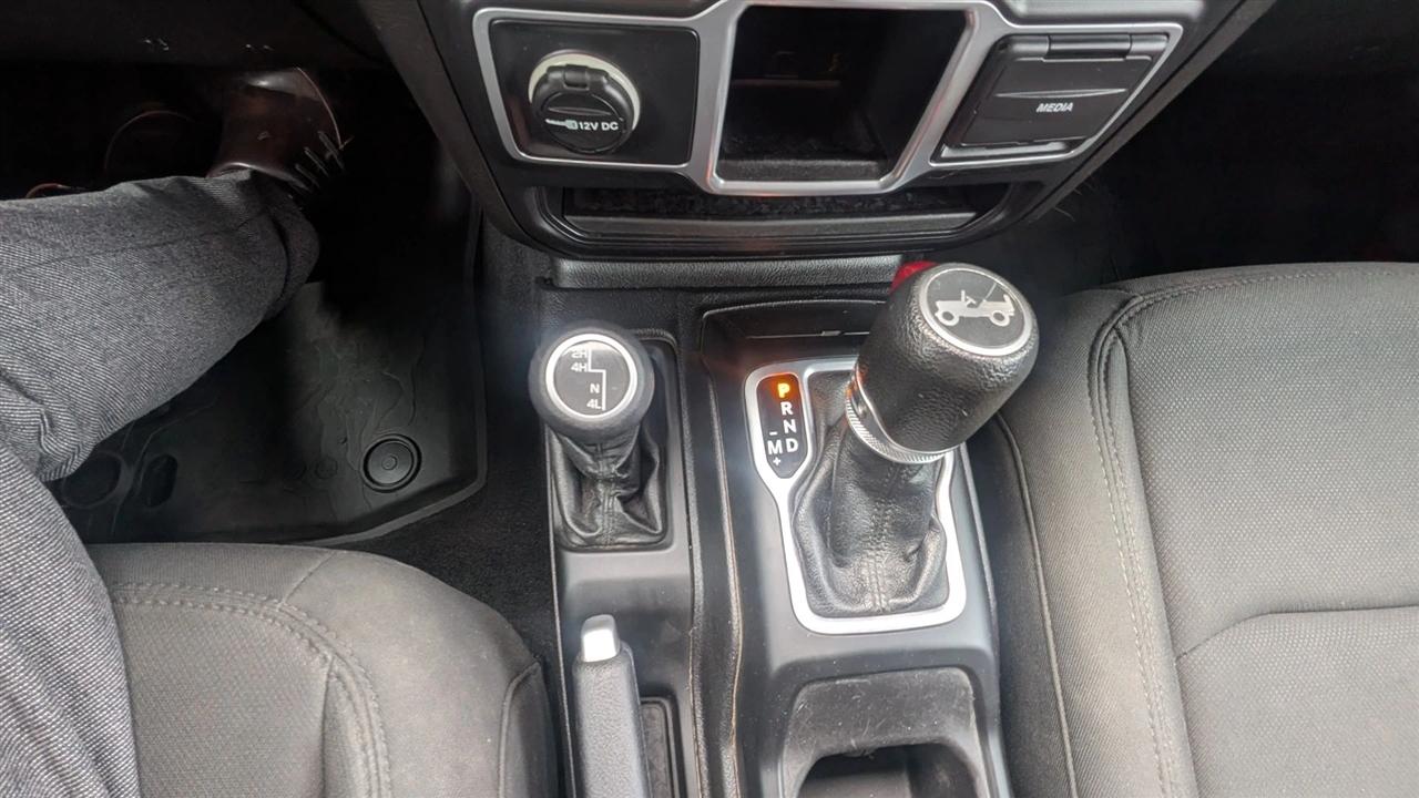 Jeep Wrangler  2018