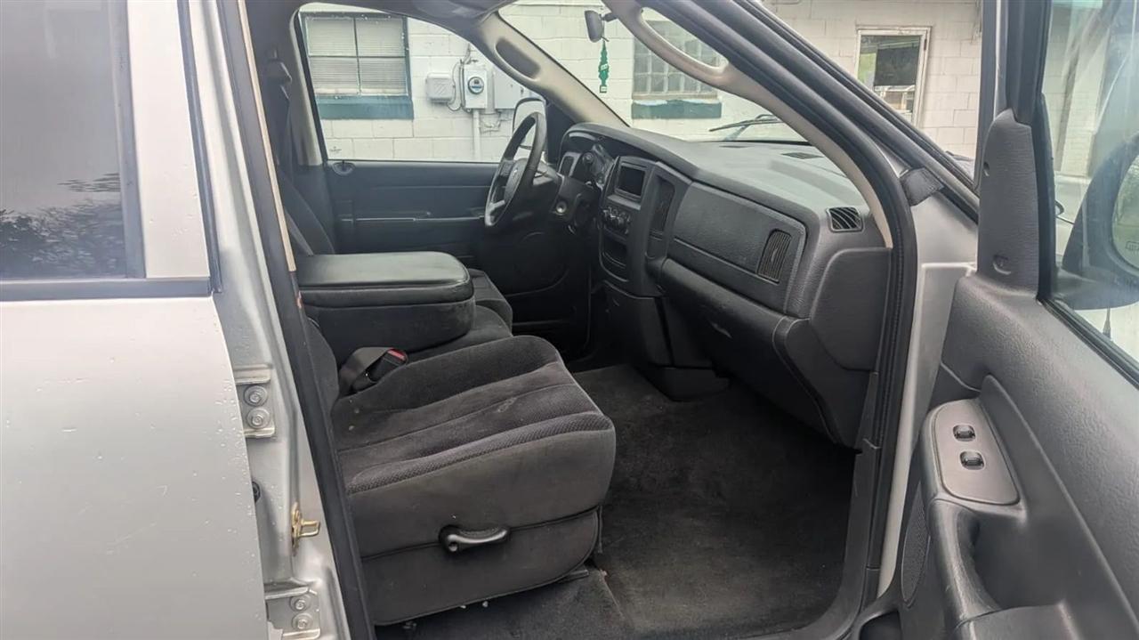 Dodge Ram 1500  2005