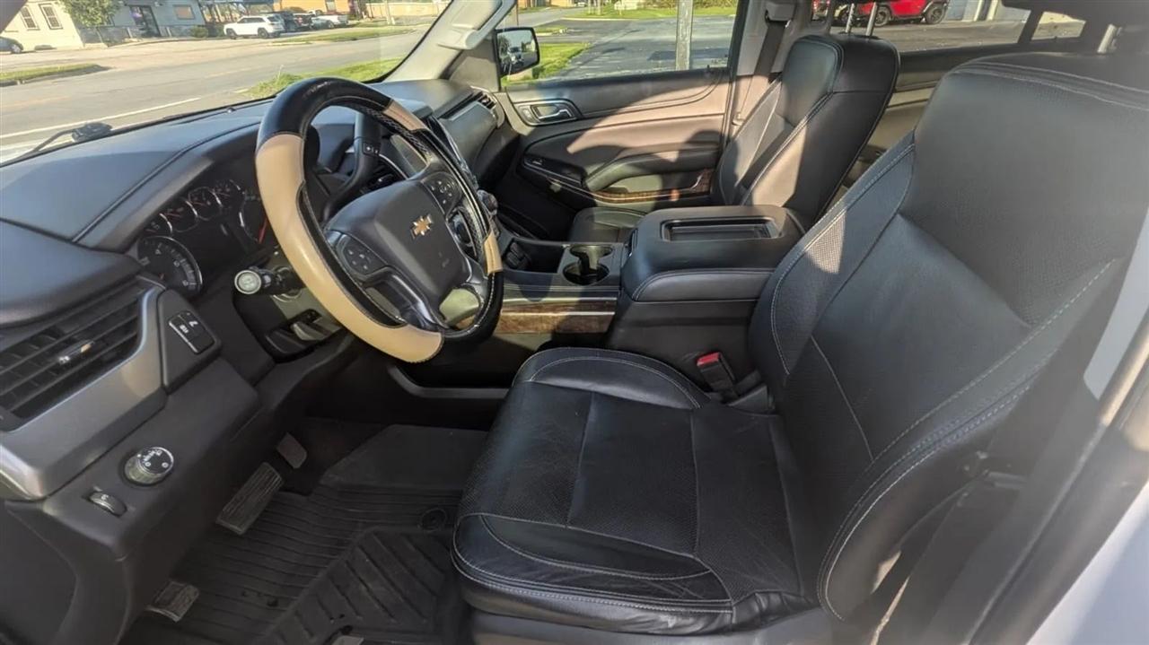 Chevrolet Suburban  2018