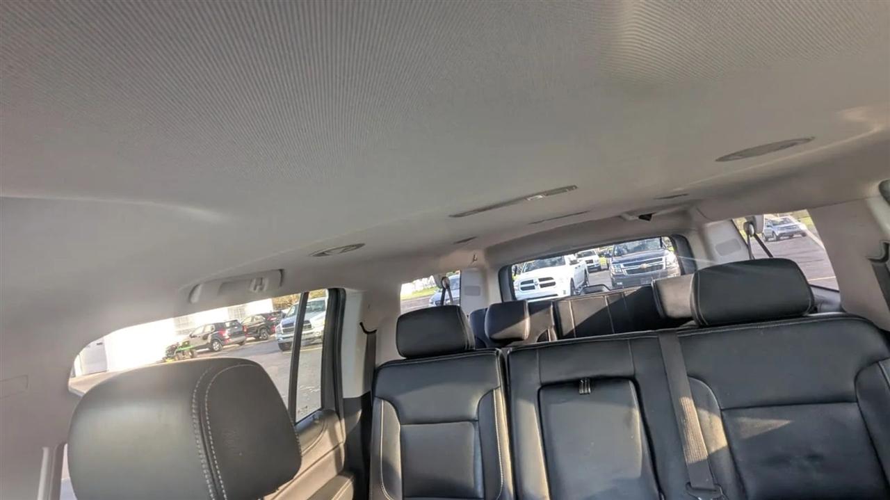 Chevrolet Suburban  2018