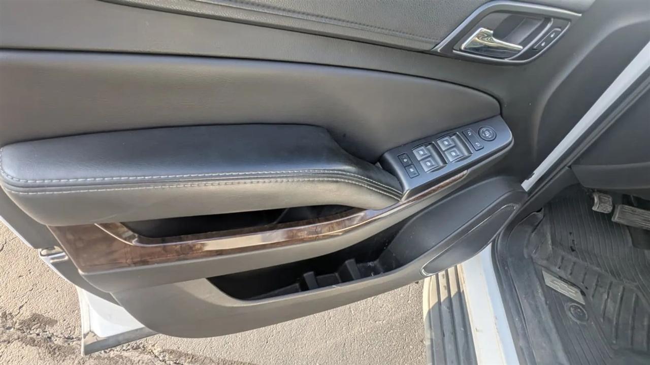 Chevrolet Suburban  2018