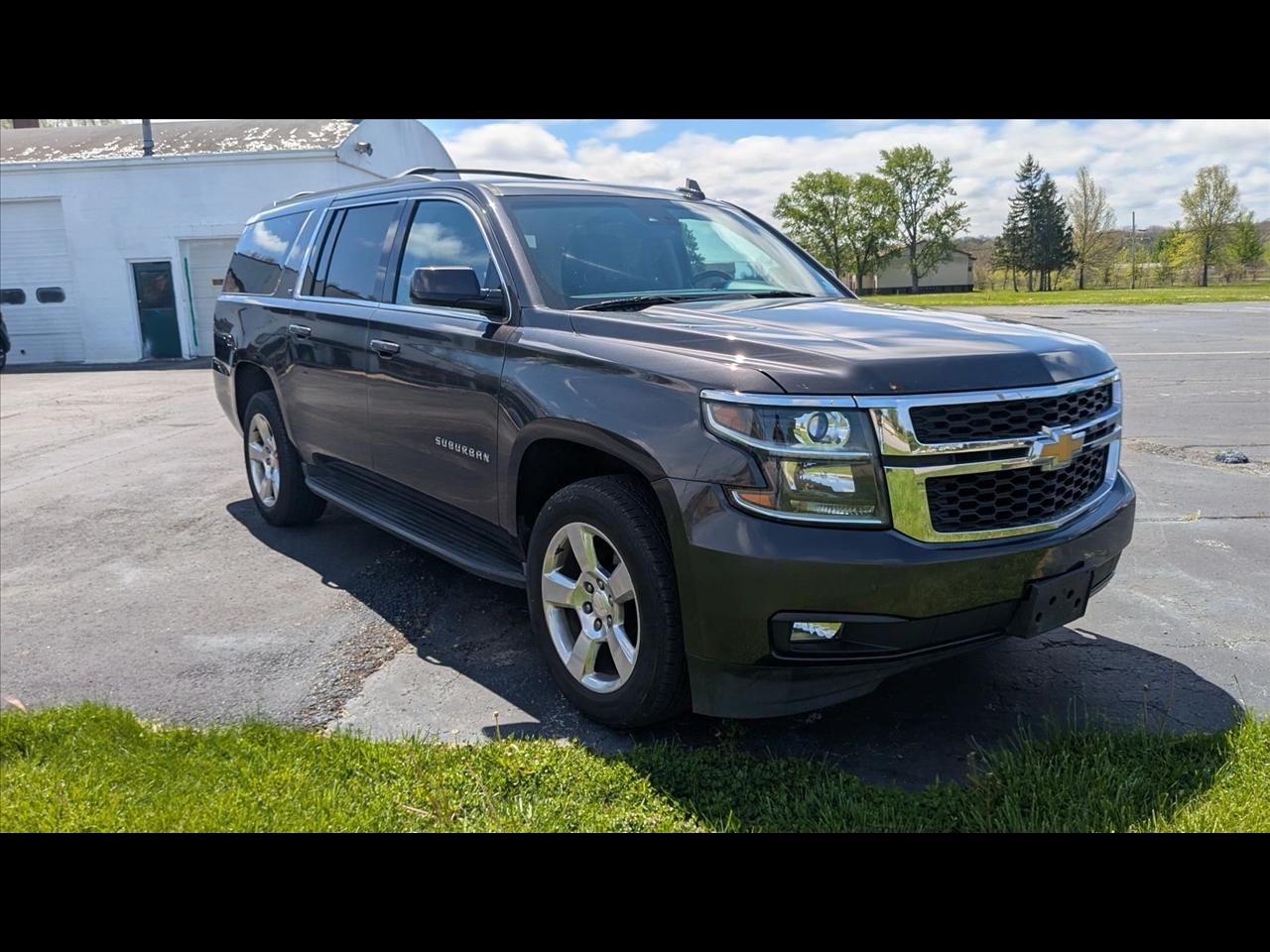 Chevrolet Suburban  2016