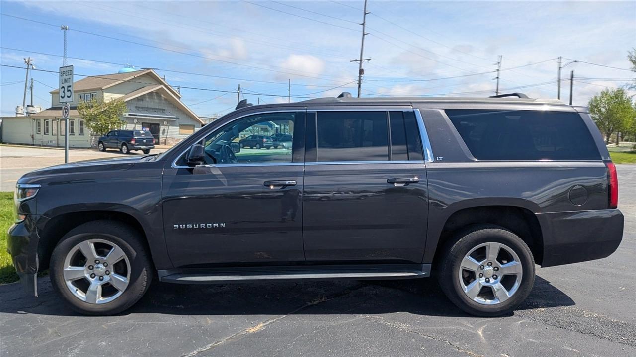 Chevrolet Suburban  2016