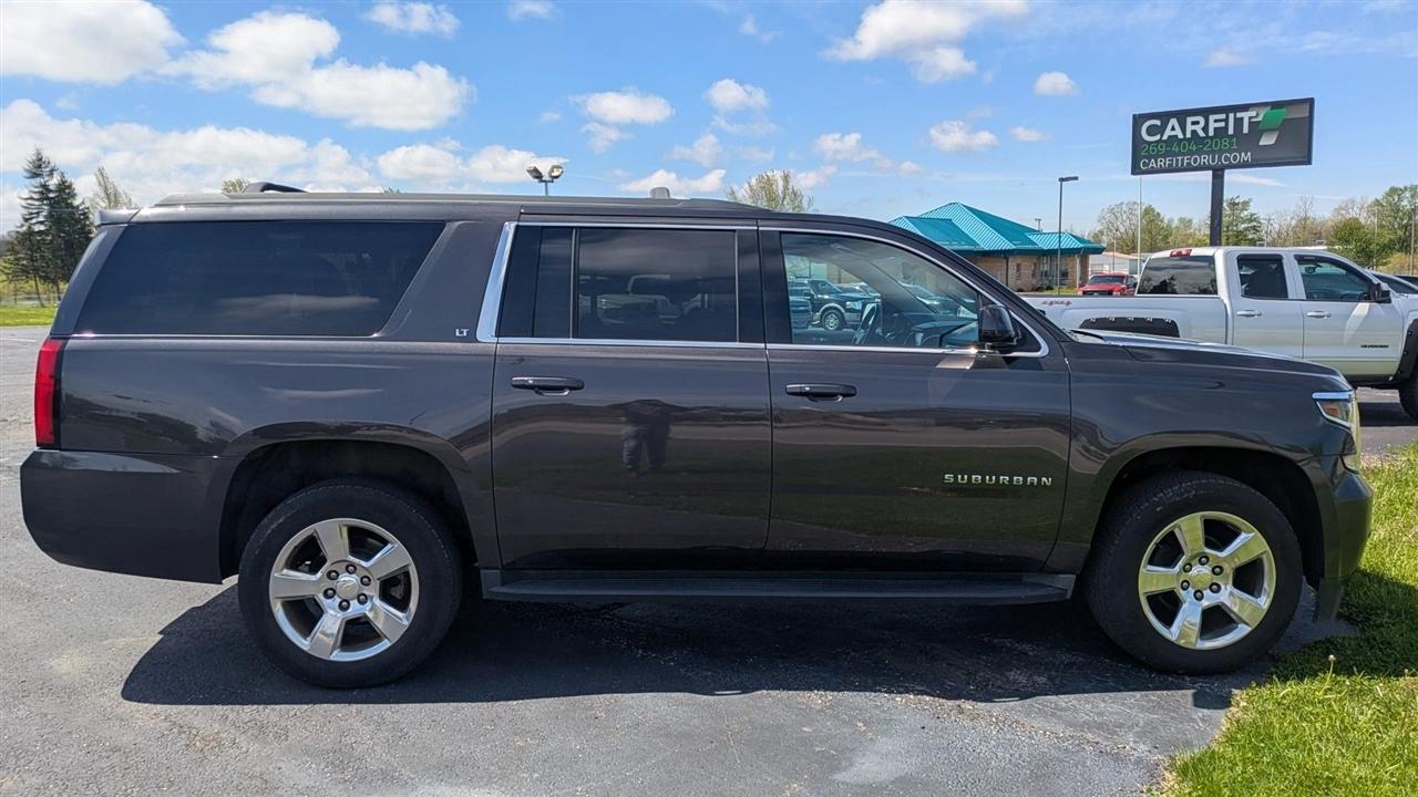 Chevrolet Suburban  2016