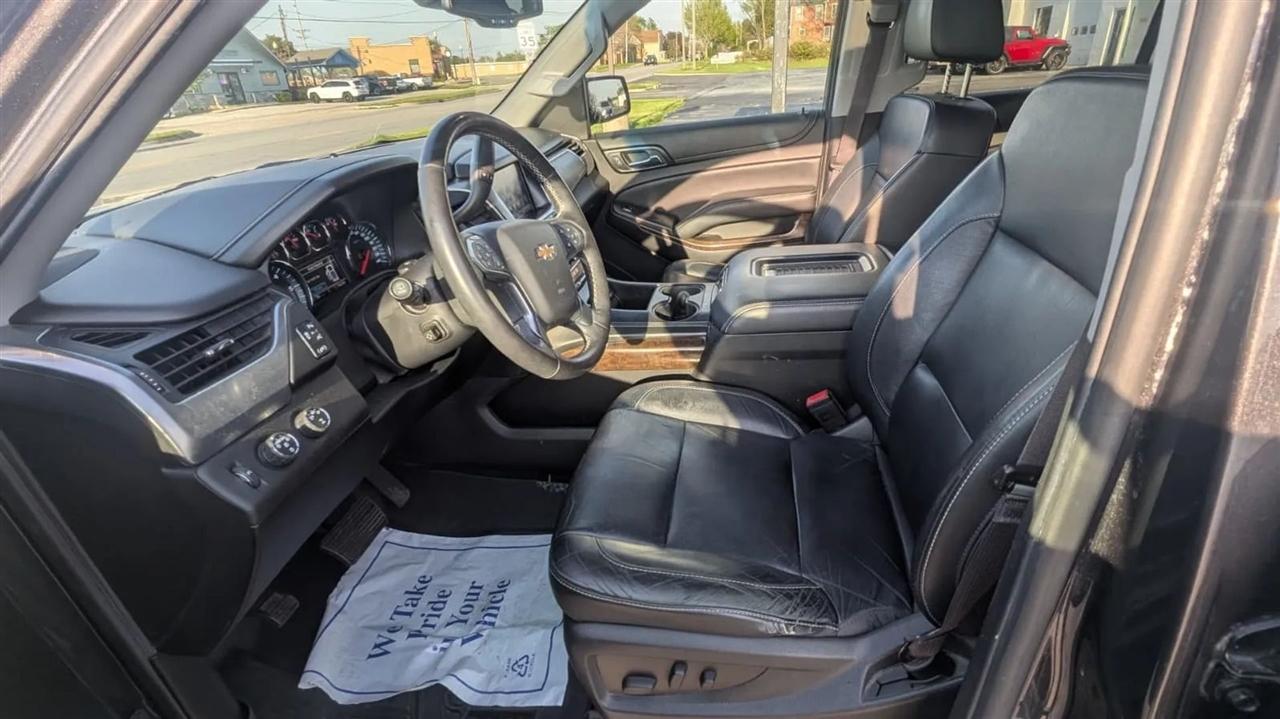 Chevrolet Suburban  2016