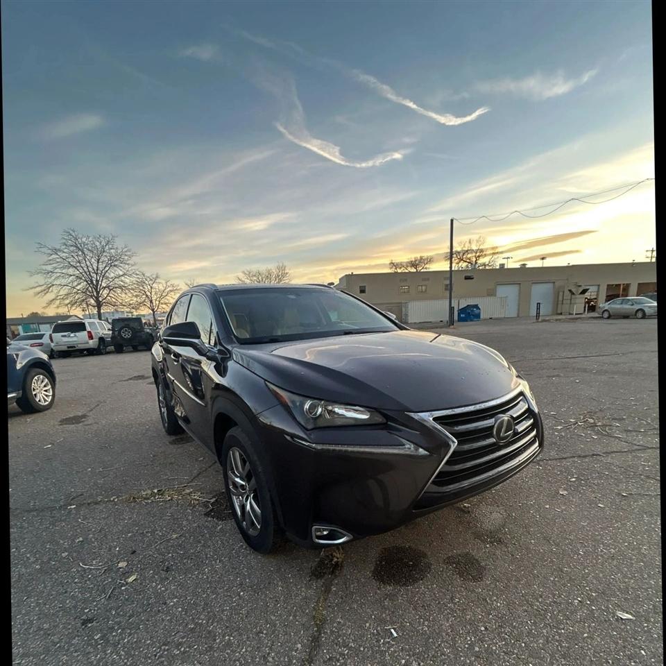 Lexus NX 200t  2015