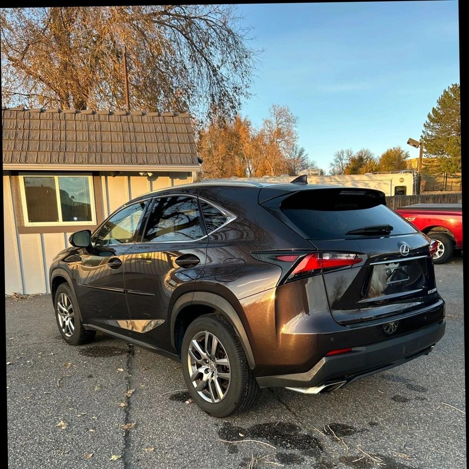 Lexus NX 200t  2015