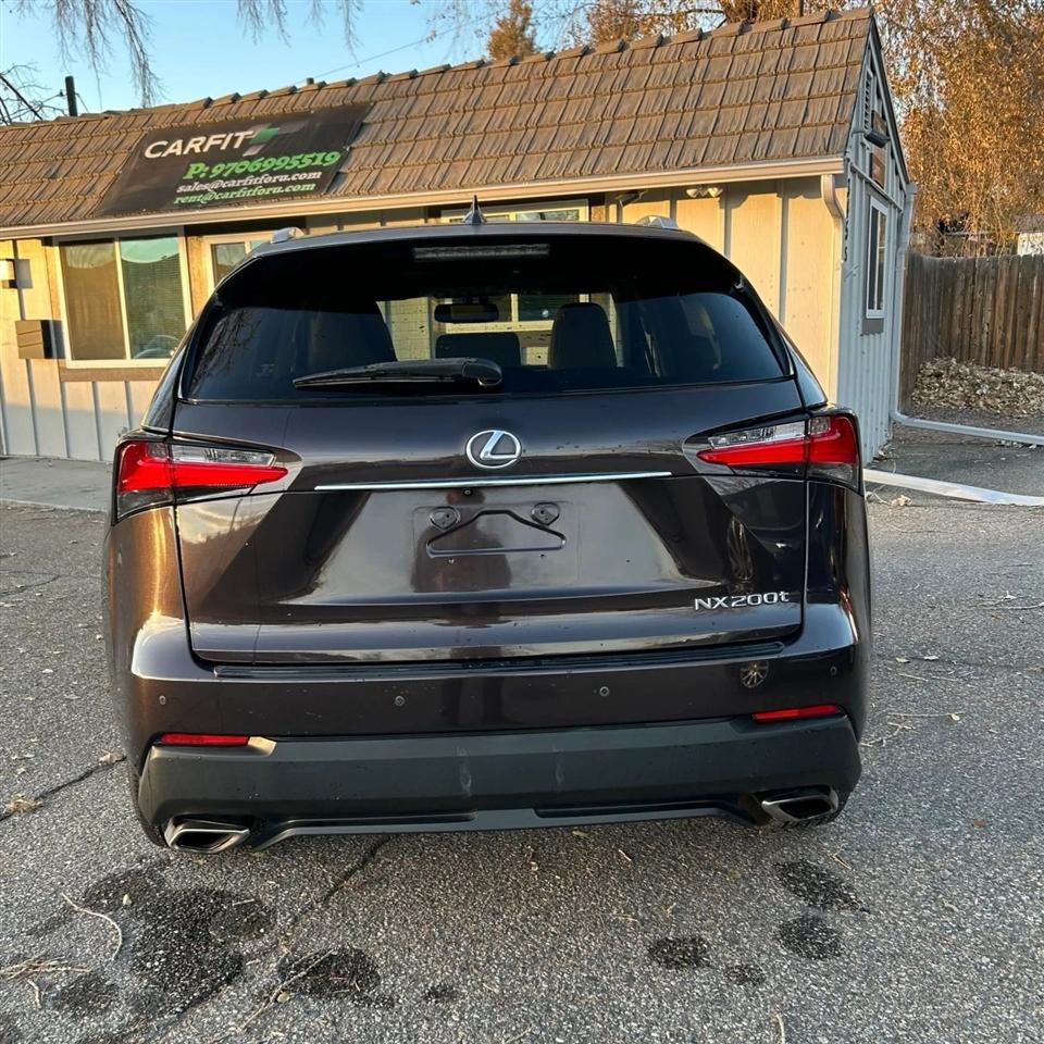 Lexus NX 200t  2015