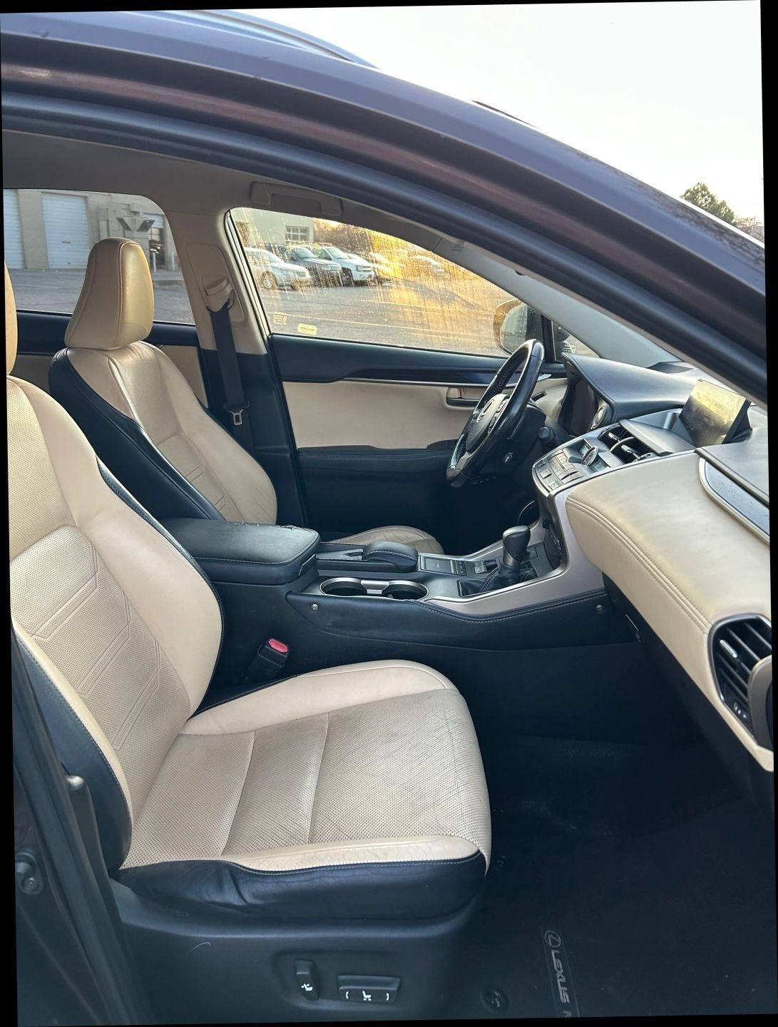 Lexus NX 200t  2015