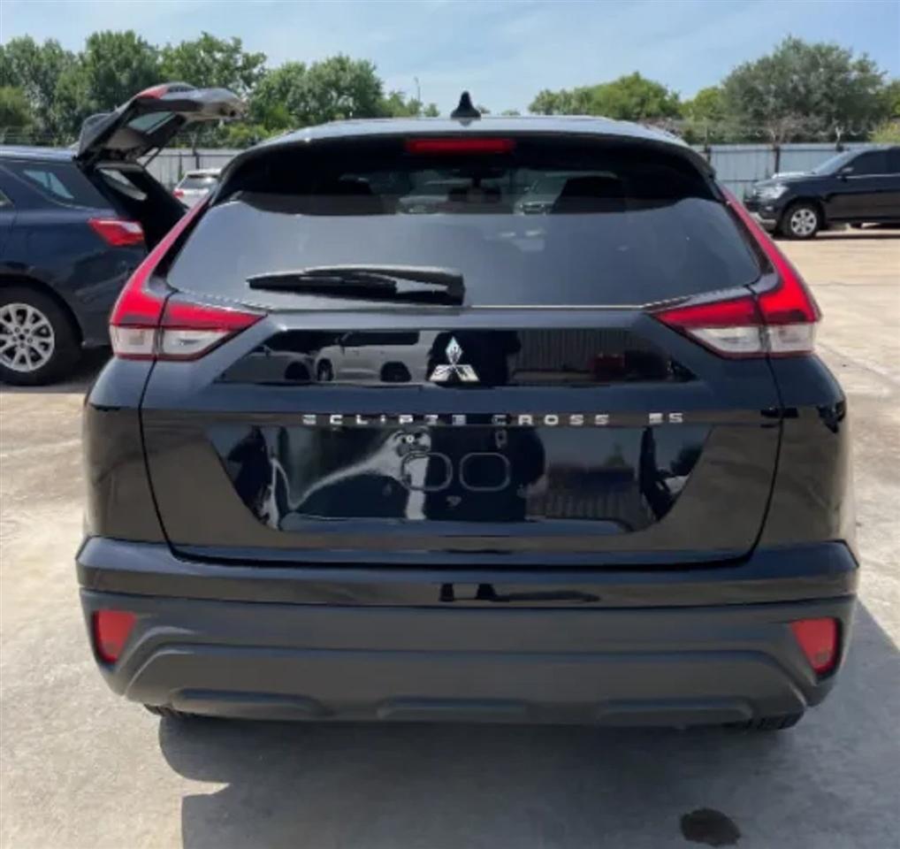 Mitsubishi Eclipse Cross  2023
