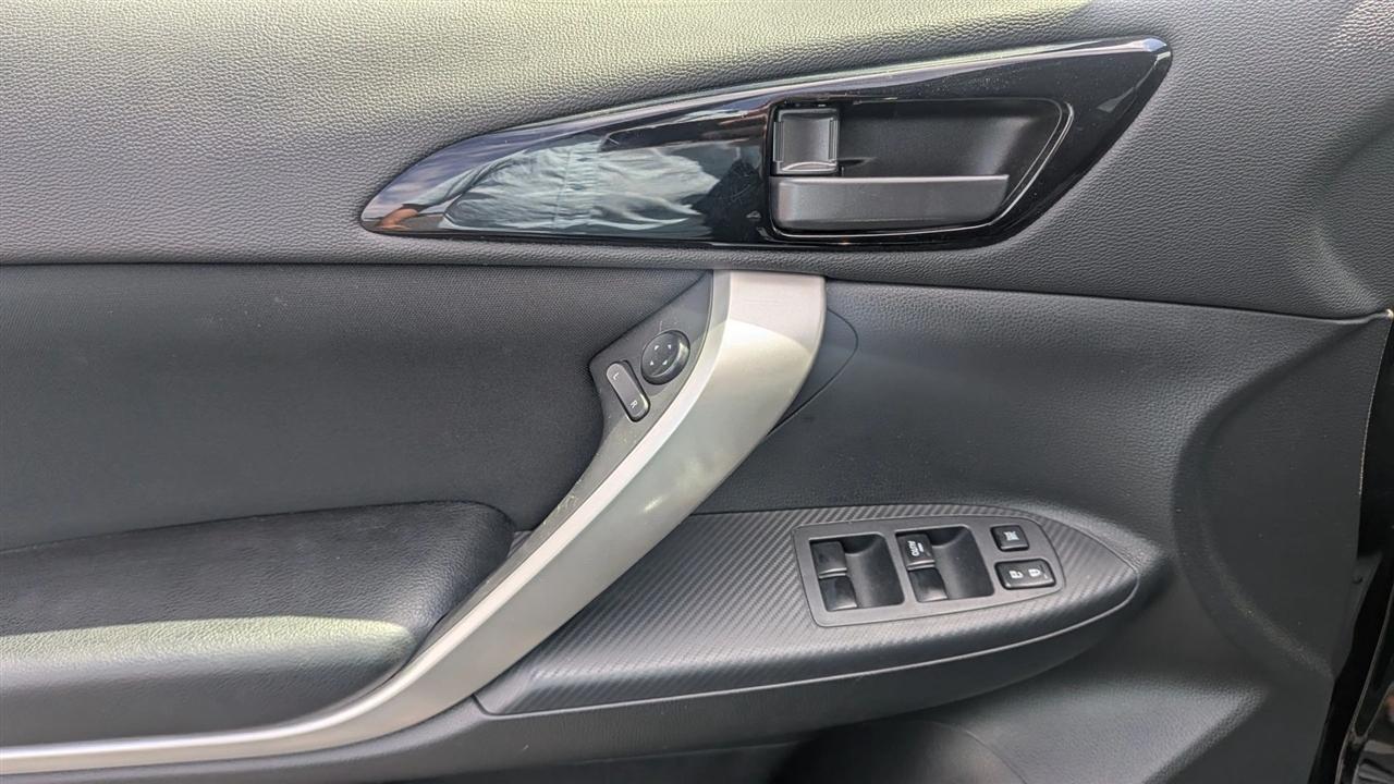 2023 Mitsubishi Eclipse Cross ES - Photo 6
