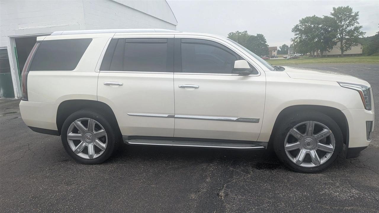 Cadillac Escalade  2015