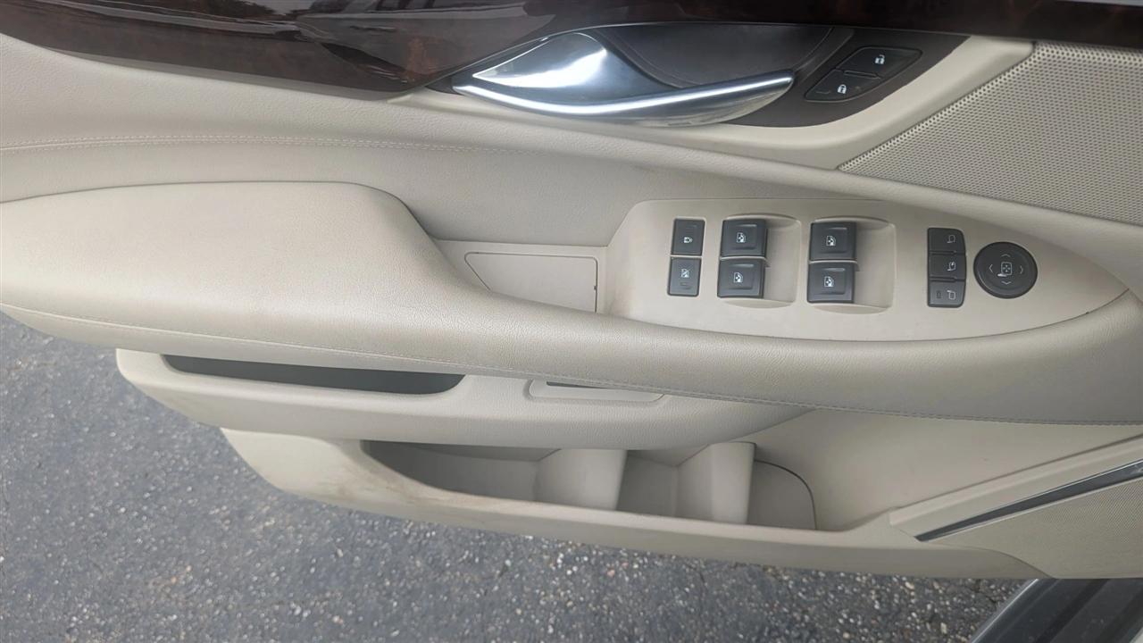 Cadillac Escalade  2015