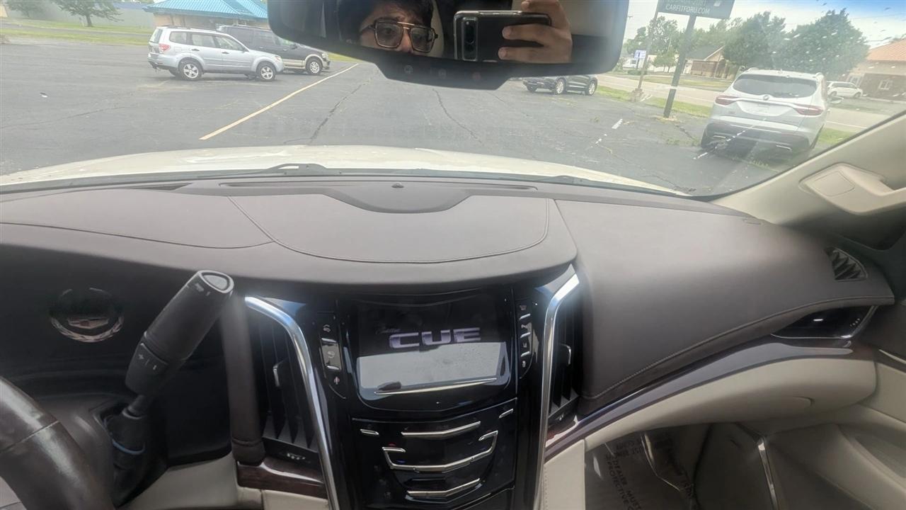 Cadillac Escalade  2015