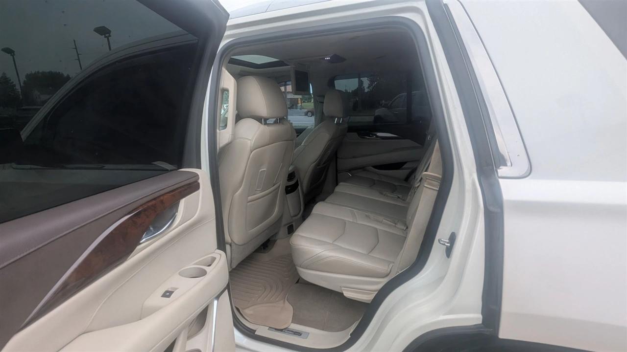 Cadillac Escalade  2015
