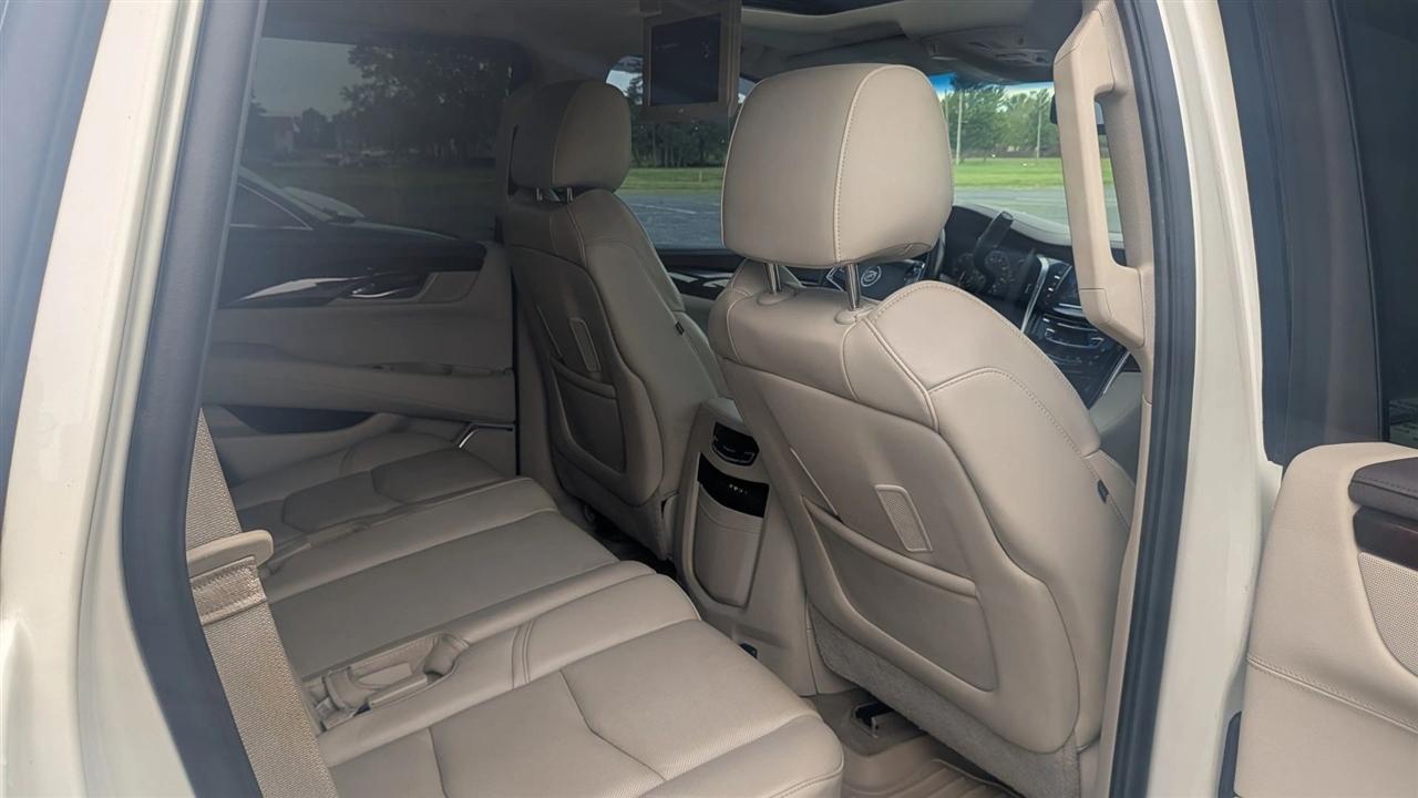 Cadillac Escalade  2015