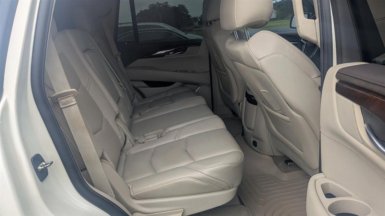 Cadillac Escalade  2015