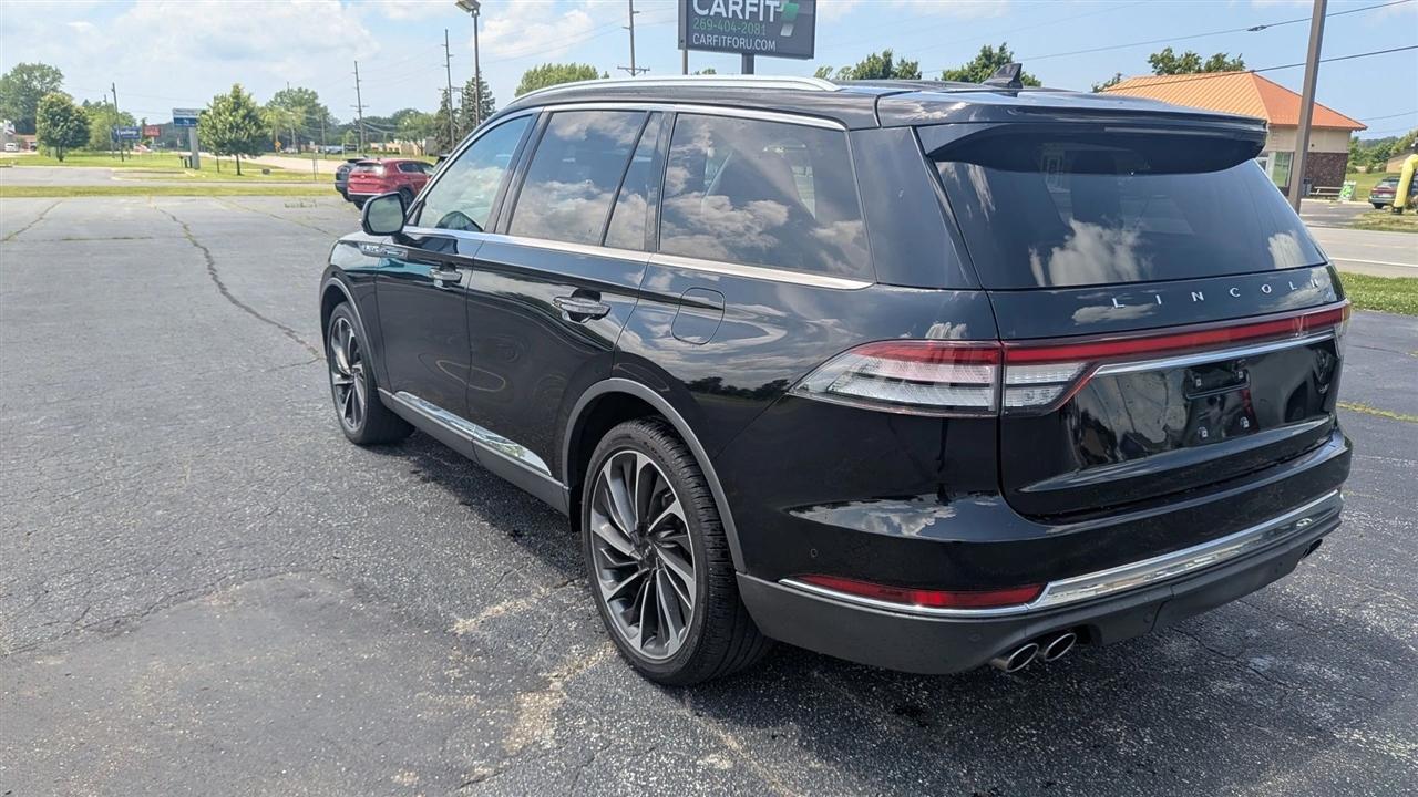 Lincoln Aviator  2021