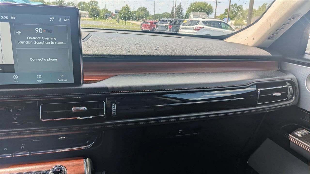 Lincoln Aviator  2021