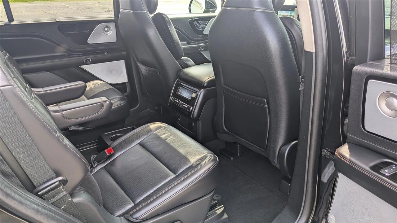 Lincoln Aviator  2021