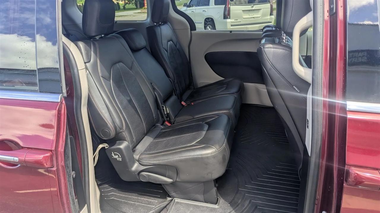 Chrysler Pacifica  2017