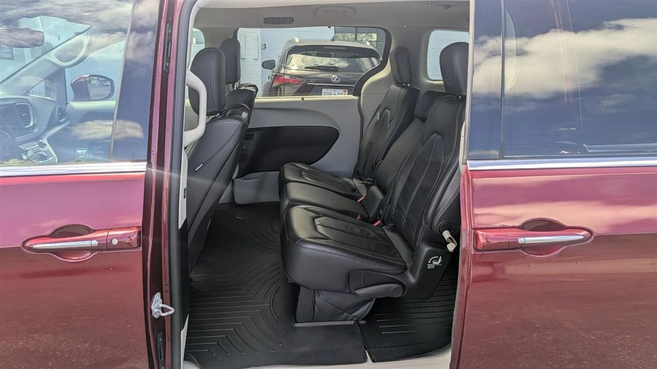 Chrysler Pacifica  2017