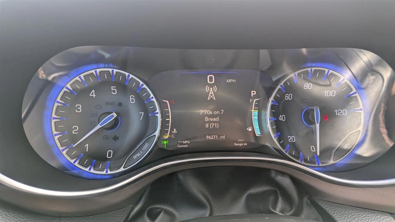 Chrysler Pacifica  2017