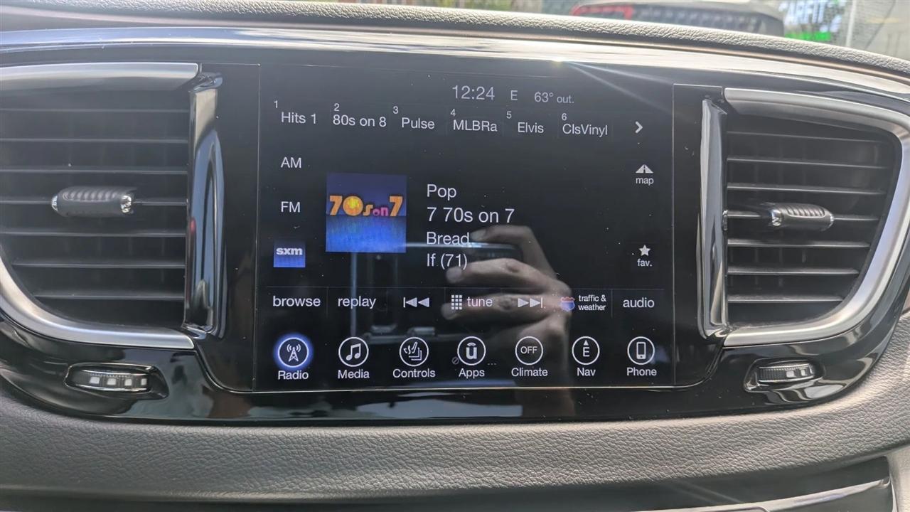 Chrysler Pacifica  2017
