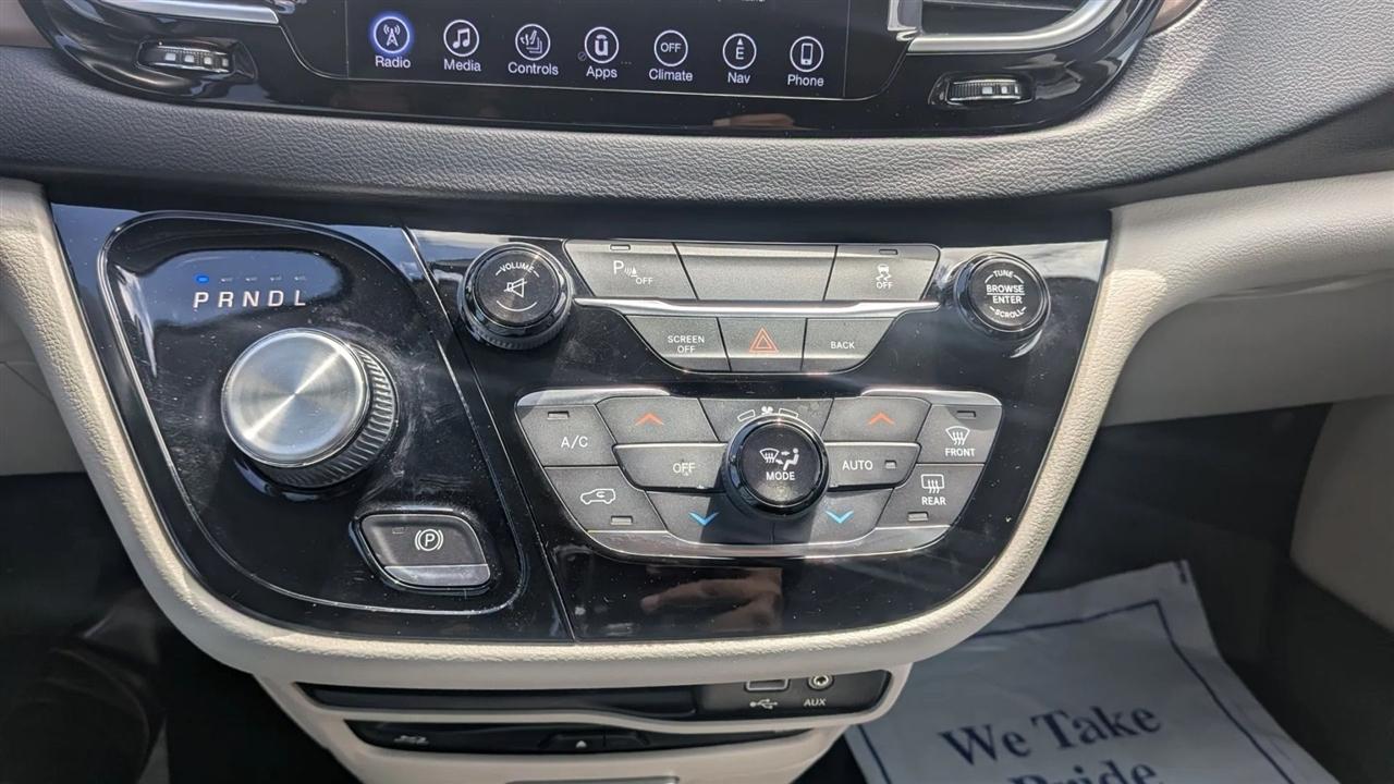 Chrysler Pacifica  2017