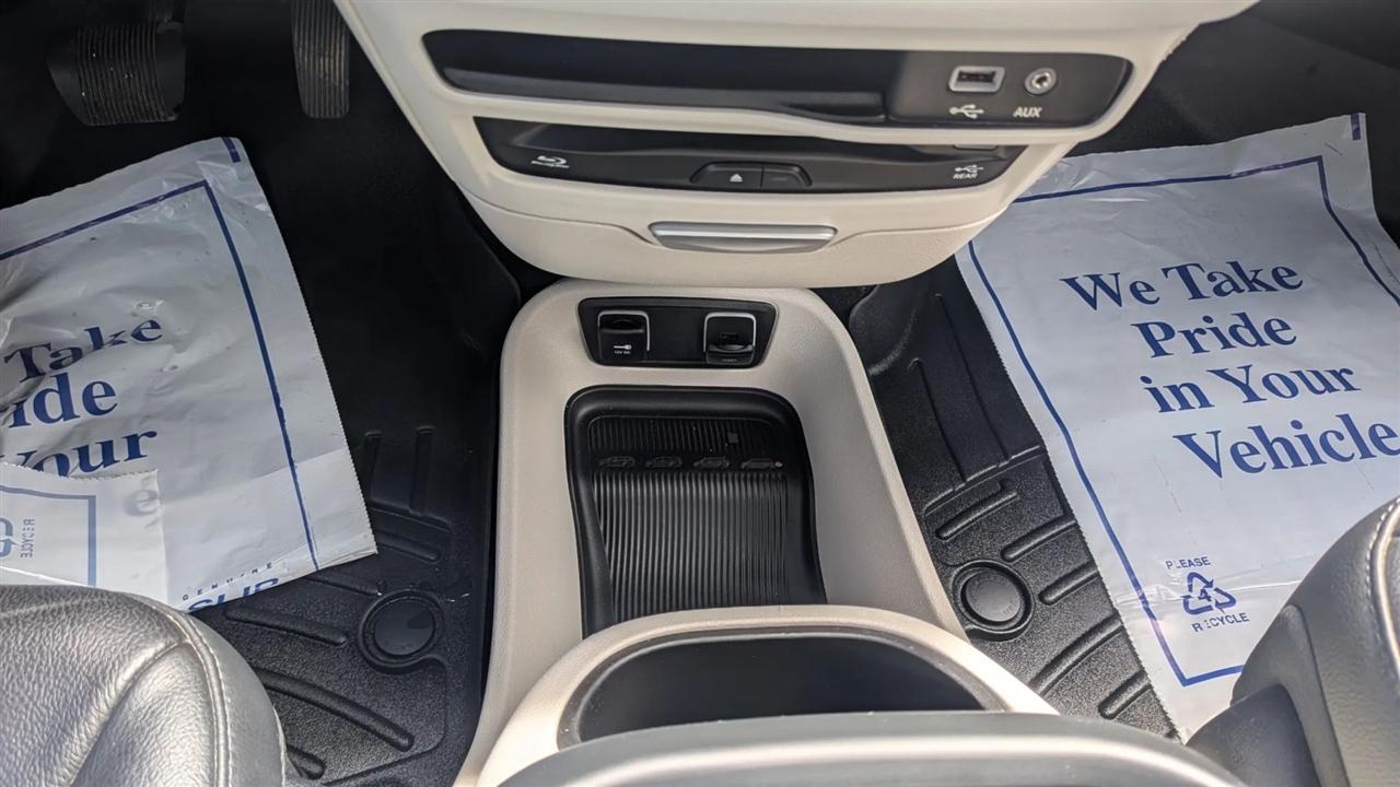 Chrysler Pacifica  2017