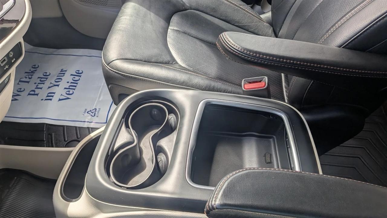 Chrysler Pacifica  2017