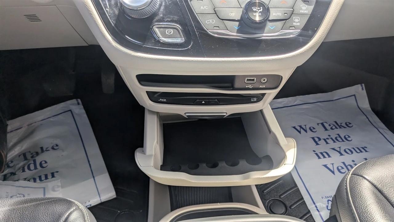 Chrysler Pacifica  2017