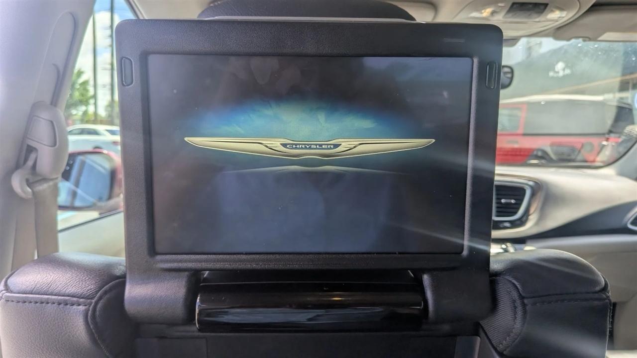 Chrysler Pacifica  2017