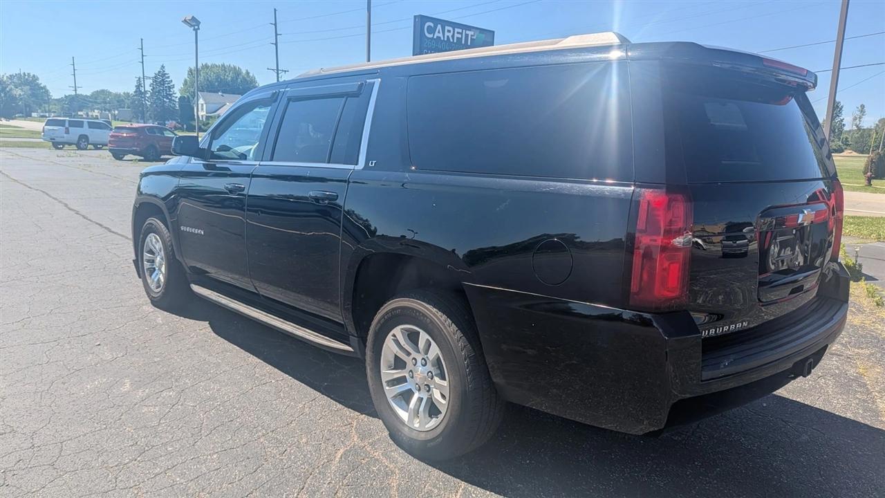 Chevrolet Suburban  2018