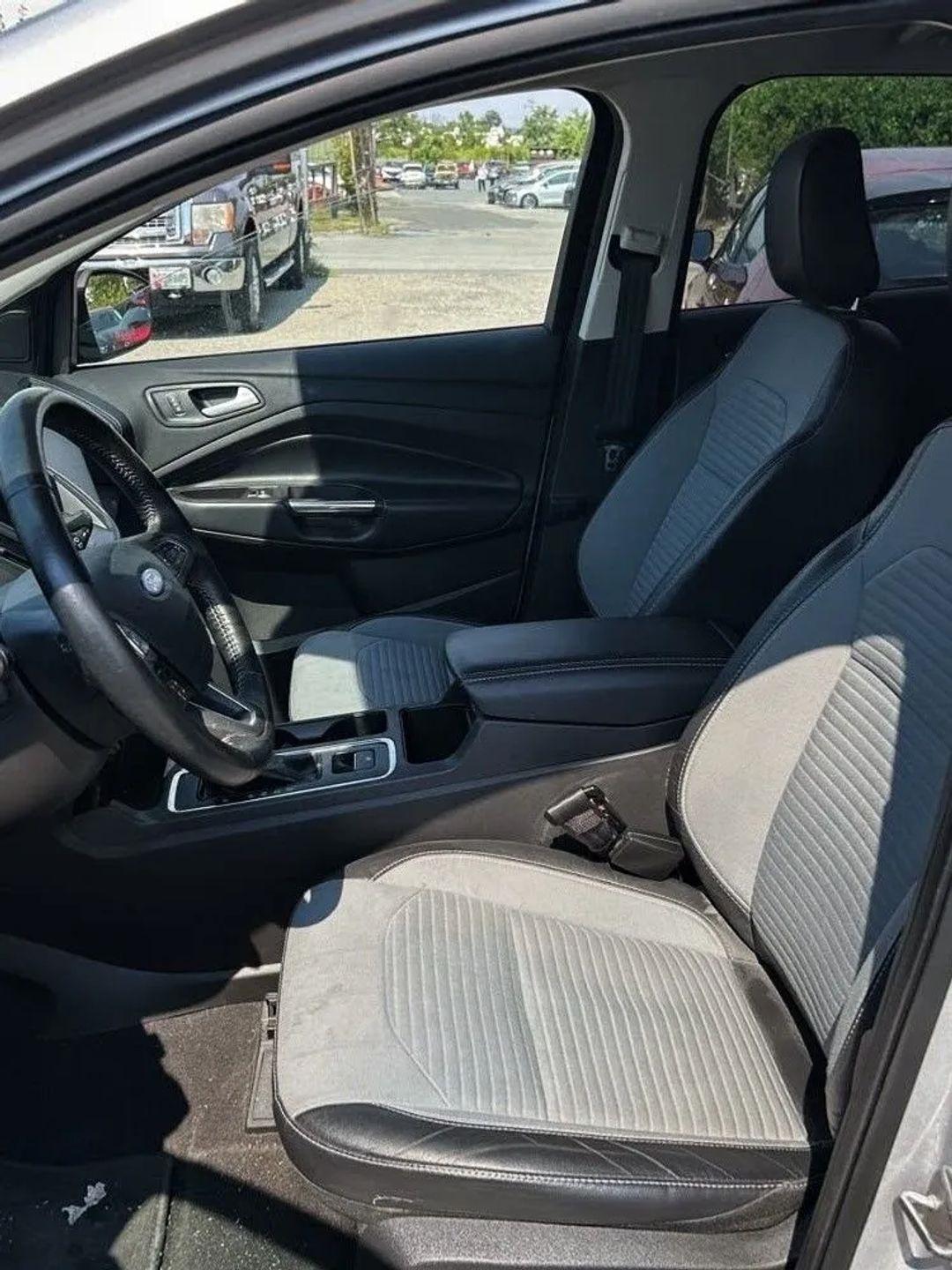 Ford Escape  2019