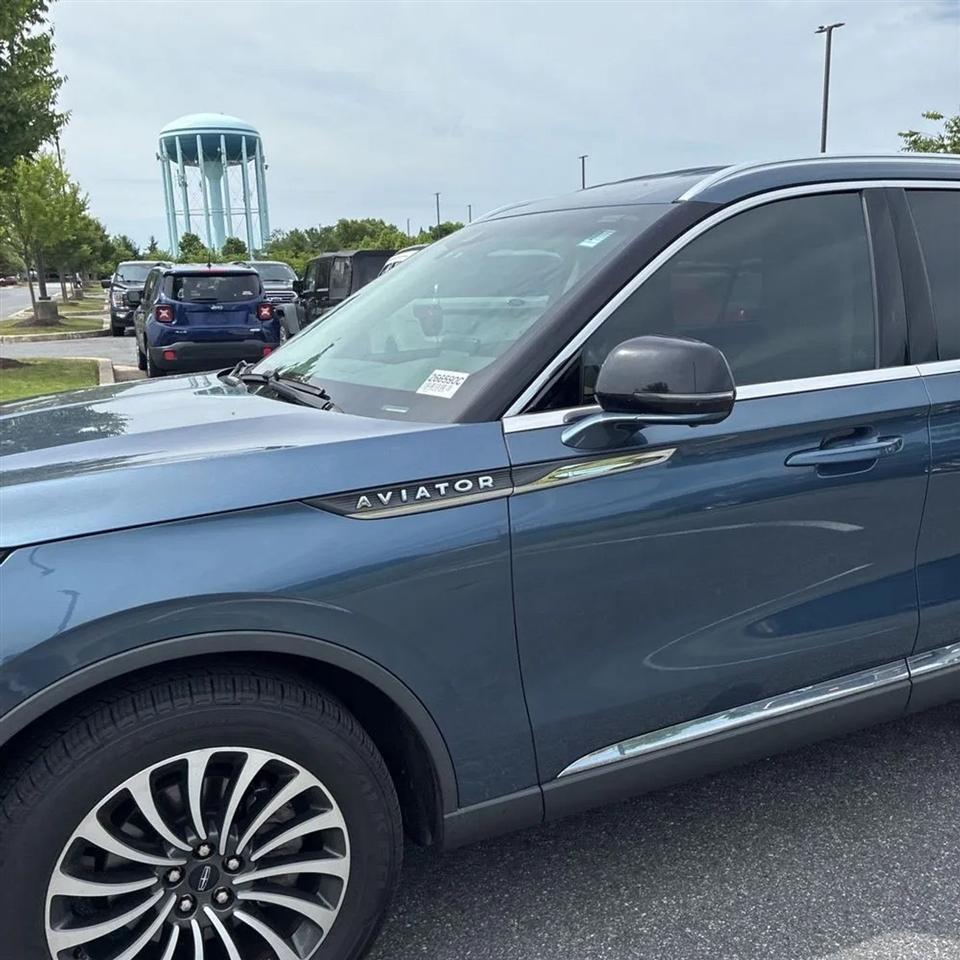 Lincoln Aviator  2020